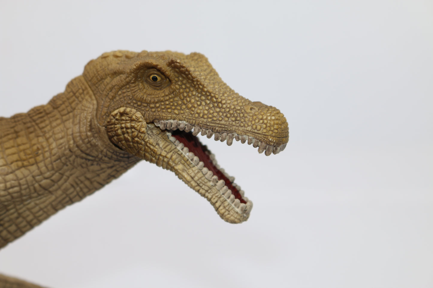 Schleich's gorgeous tan on tan Spinosaurus dinosaur model D-73527