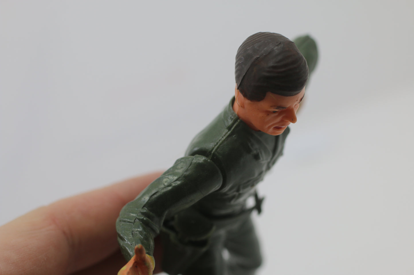 RARE Louis Marx Action Figure Army Man Soldier 1960's w/ 2 guns