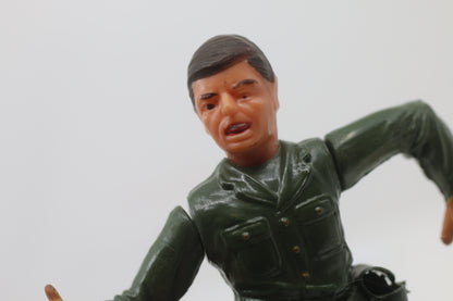 RARE Louis Marx Action Figure Army Man Soldier 1960's w/ 2 guns