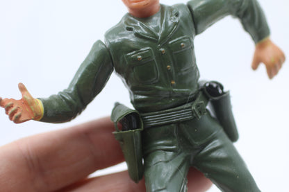 RARE Louis Marx Action Figure Army Man Soldier 1960's w/ 2 guns
