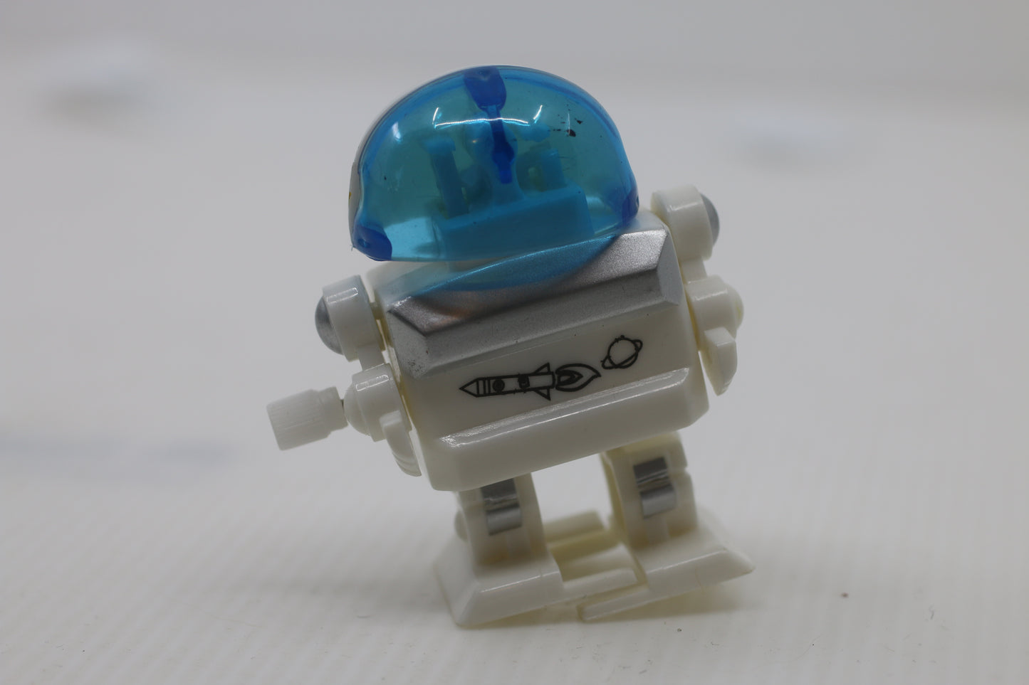 Galaxy Robot Plastic Wind Up Walker Toy Figure Ja Ru Blue White 2-1/4"