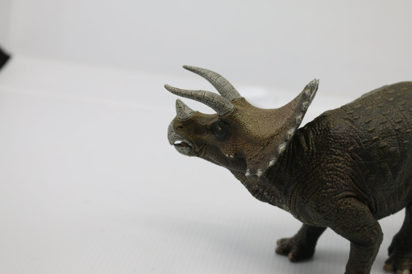 Papo Triceratops Dinosaur Toy Figure Rare 8.5”long 5” High