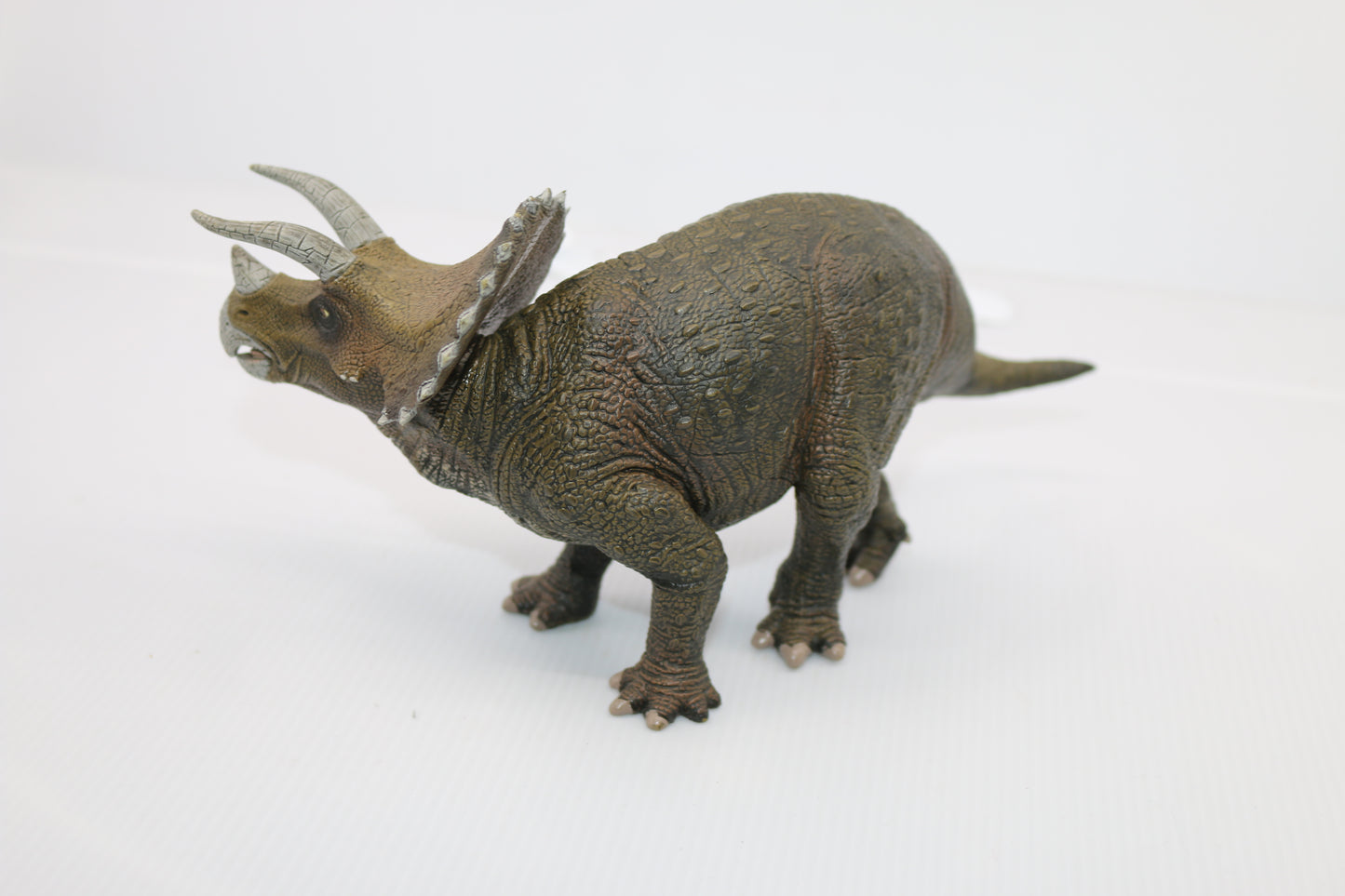 Papo Triceratops Dinosaur Toy Figure Rare 8.5”long 5” High