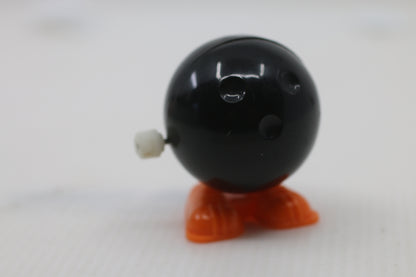 Vintage Working 1980 TOMY Strolling Bowling Wind up Black Ball Bowling Game