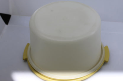 Vintage Tupperware Yellow Cake Taker Carrier Bowl w/ Lid USA no handle