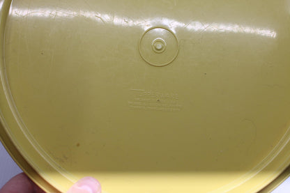 Vintage Tupperware Yellow Cake Taker Carrier Bowl w/ Lid USA no handle