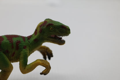 Schleich Dinosaur Figure GREEN VELOCIRAPTOR Realistic Jurassic Raptor