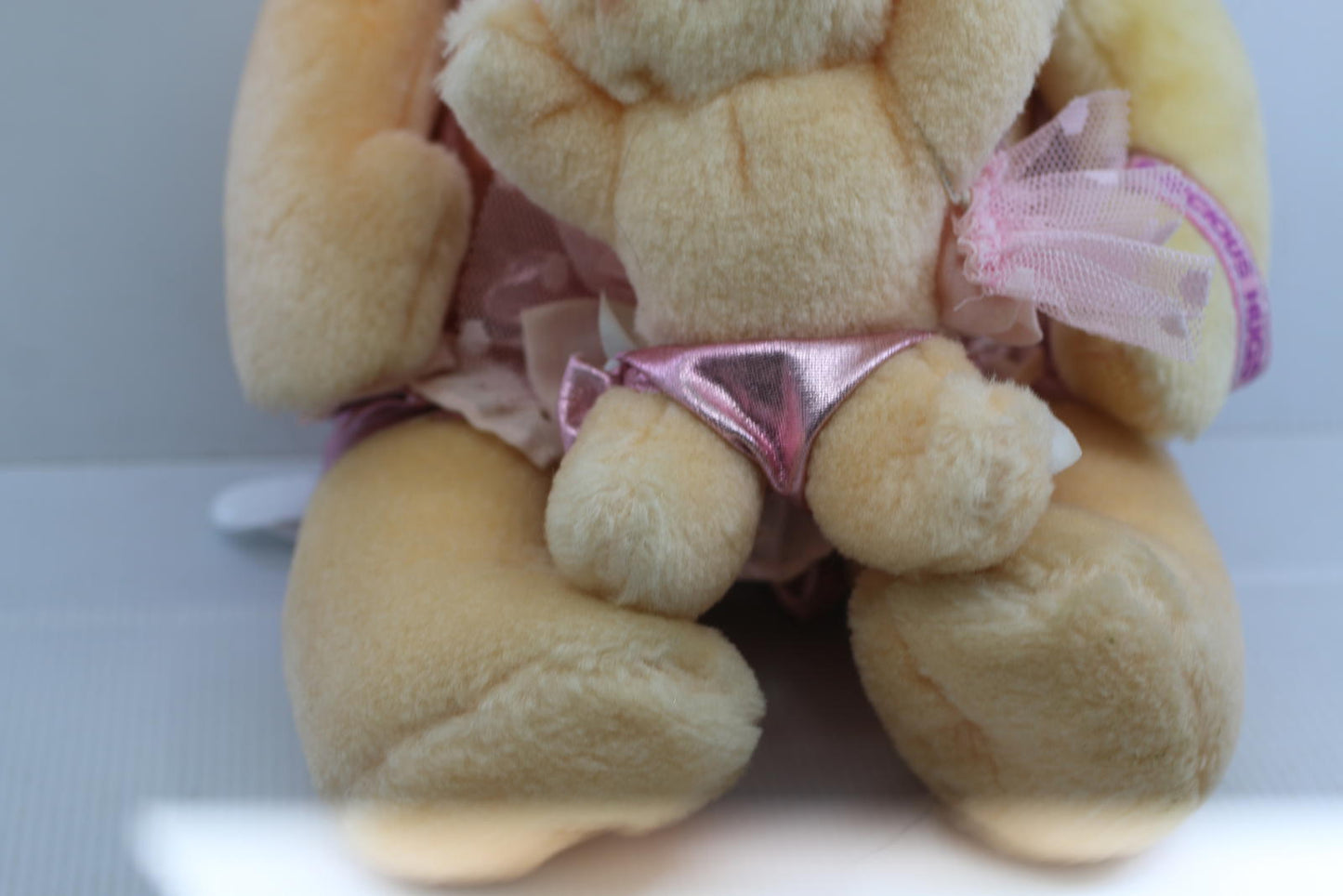 Vintage 1985 Kenner Hugga Bunch Precious Hugs Plush Doll w/ Baby Pink Hallmark