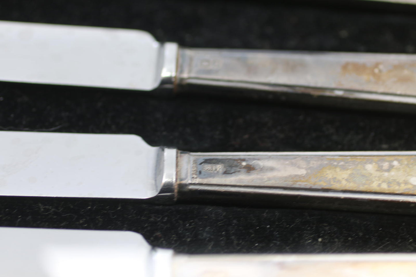 Vintage EPNS Silver Plate & Pirus Stainless Butter Knife Set 6 Pc Original Case