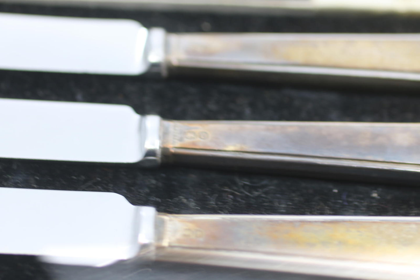 Vintage EPNS Silver Plate & Pirus Stainless Butter Knife Set 6 Pc Original Case
