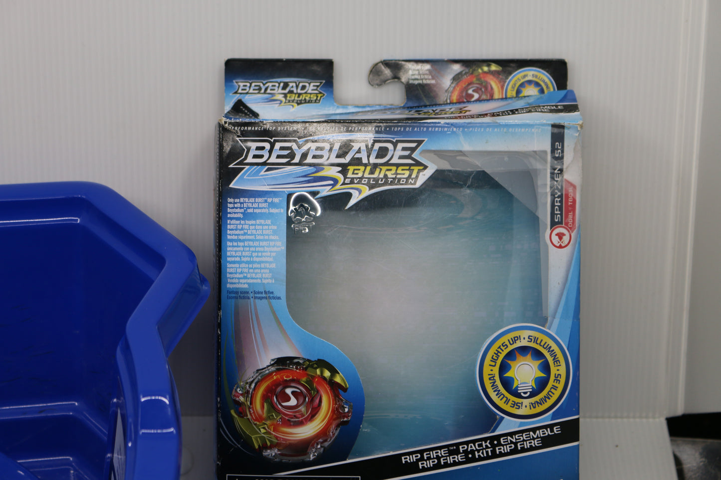 Hasbro Beyblade Burst Turbo Slingshock Stadium Beystadium Arena w/Accessories