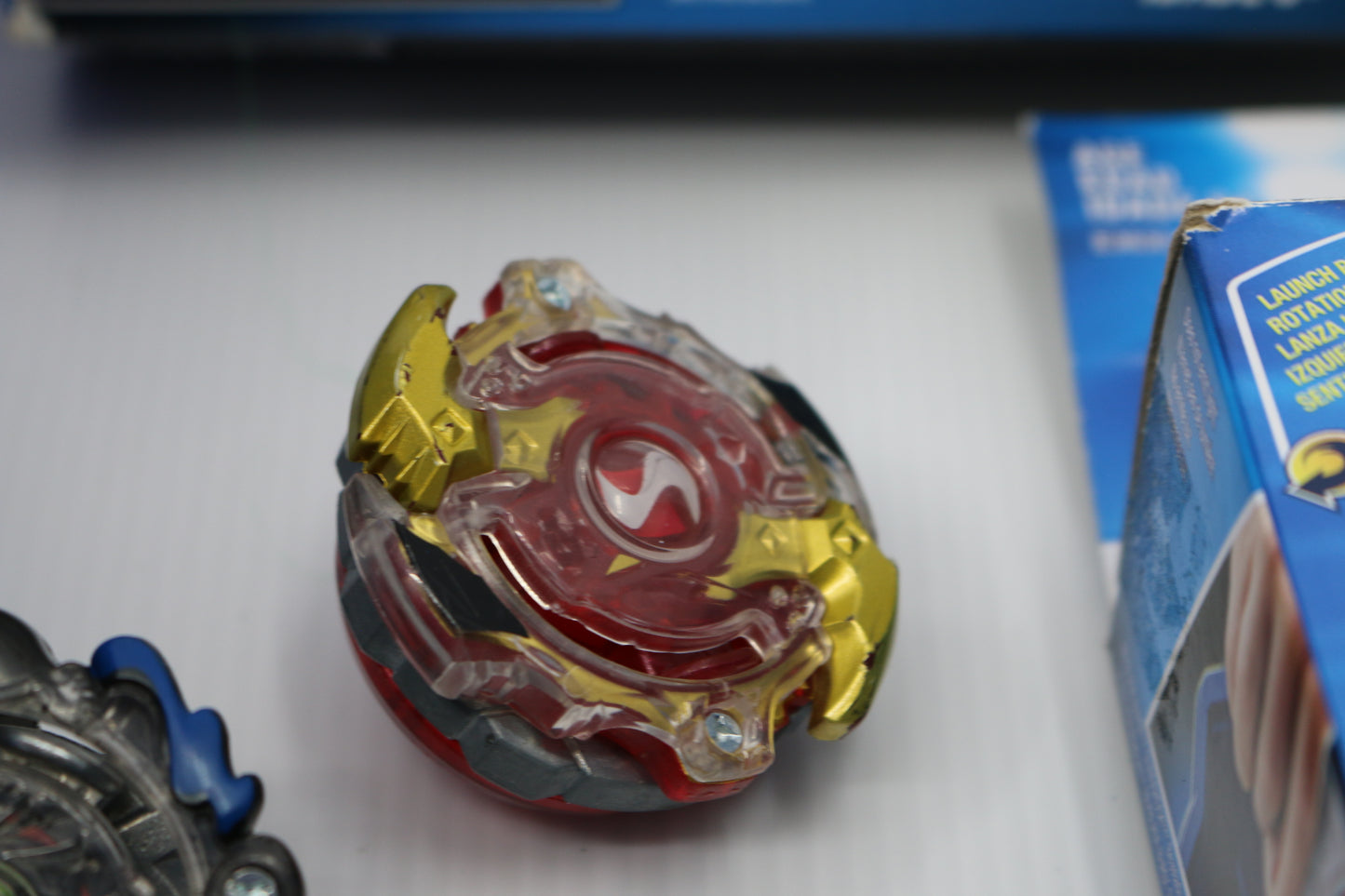 Hasbro Beyblade Burst Turbo Slingshock Stadium Beystadium Arena w/Accessories