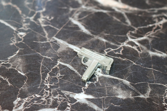 Rambo K.A.T. figure silver uzi machine gun weapon part accessory Coleco Vtg 1986