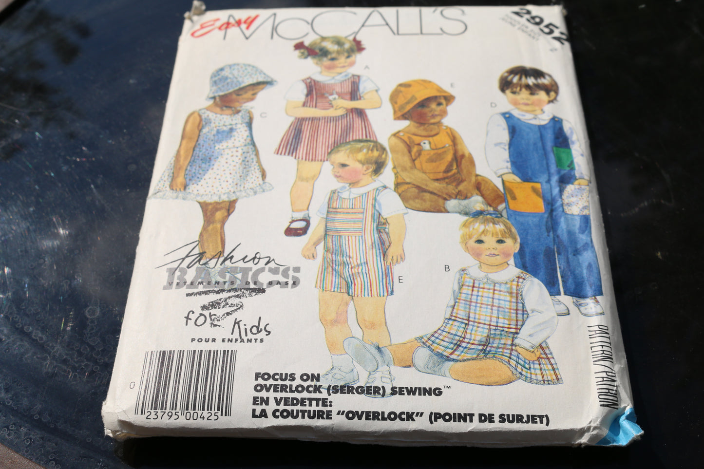 TG 2952 McCalls (1987). Fashion Basics for Kids. Toddlers' Jumper, Size 3.