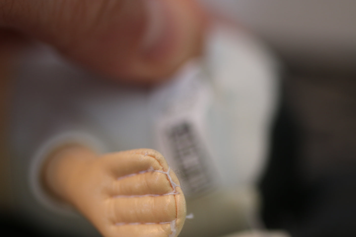 Good Stuff Corp. Dilbert Plush Leather Doll 8” Can Hang W/ Window Stick On w/ tag