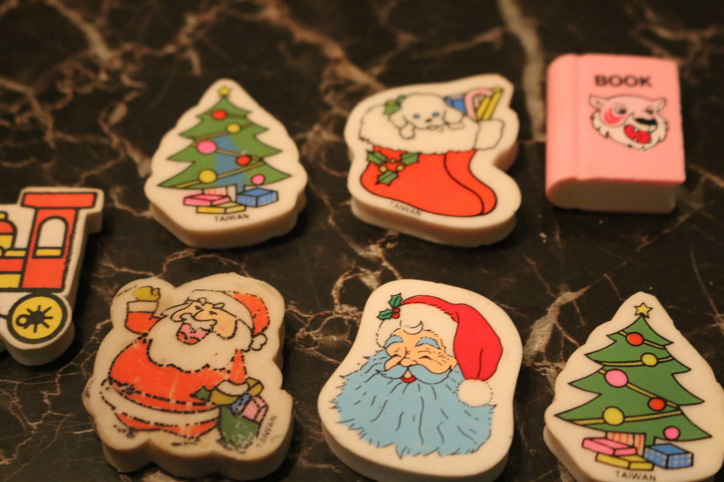 🎄mini Lot Bundle Vintage Novelty CHRISTMAS Erasers Rubbers toys