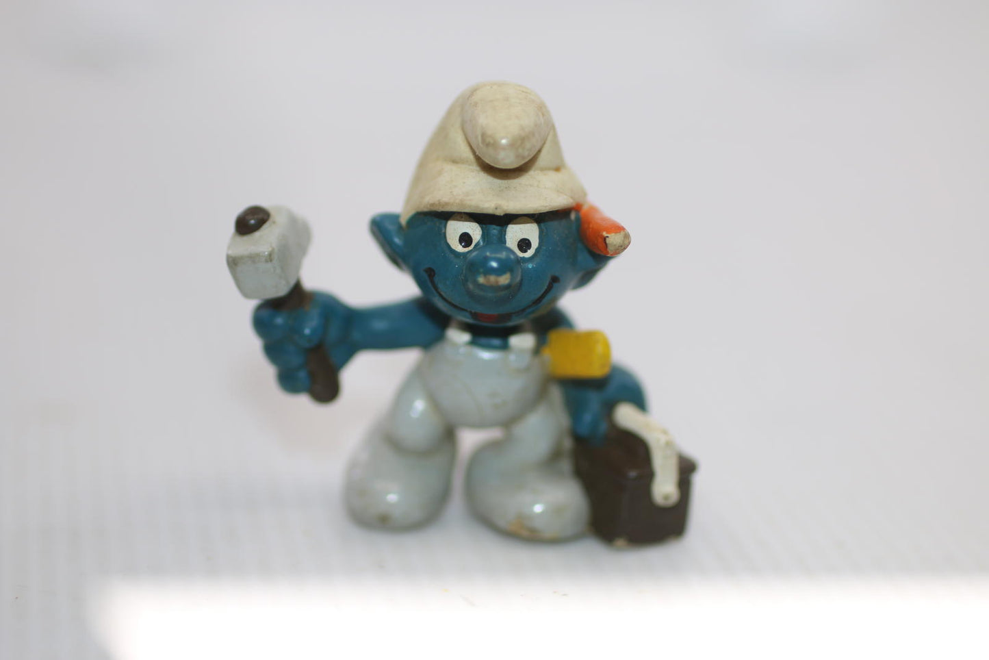 Smurfs Handy Smurf Hammer Toolbox Vtg Figure Schleich Peyo PVC Figure 1983 Fixer