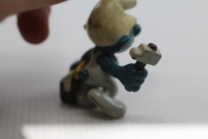 Smurfs Handy Smurf Hammer Toolbox Vtg Figure Schleich Peyo PVC Figure 1983 Fixer