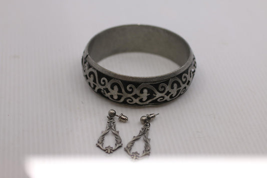 Vintage Silver Tone Filigree Cuff Bracelet & Dangle Earrings