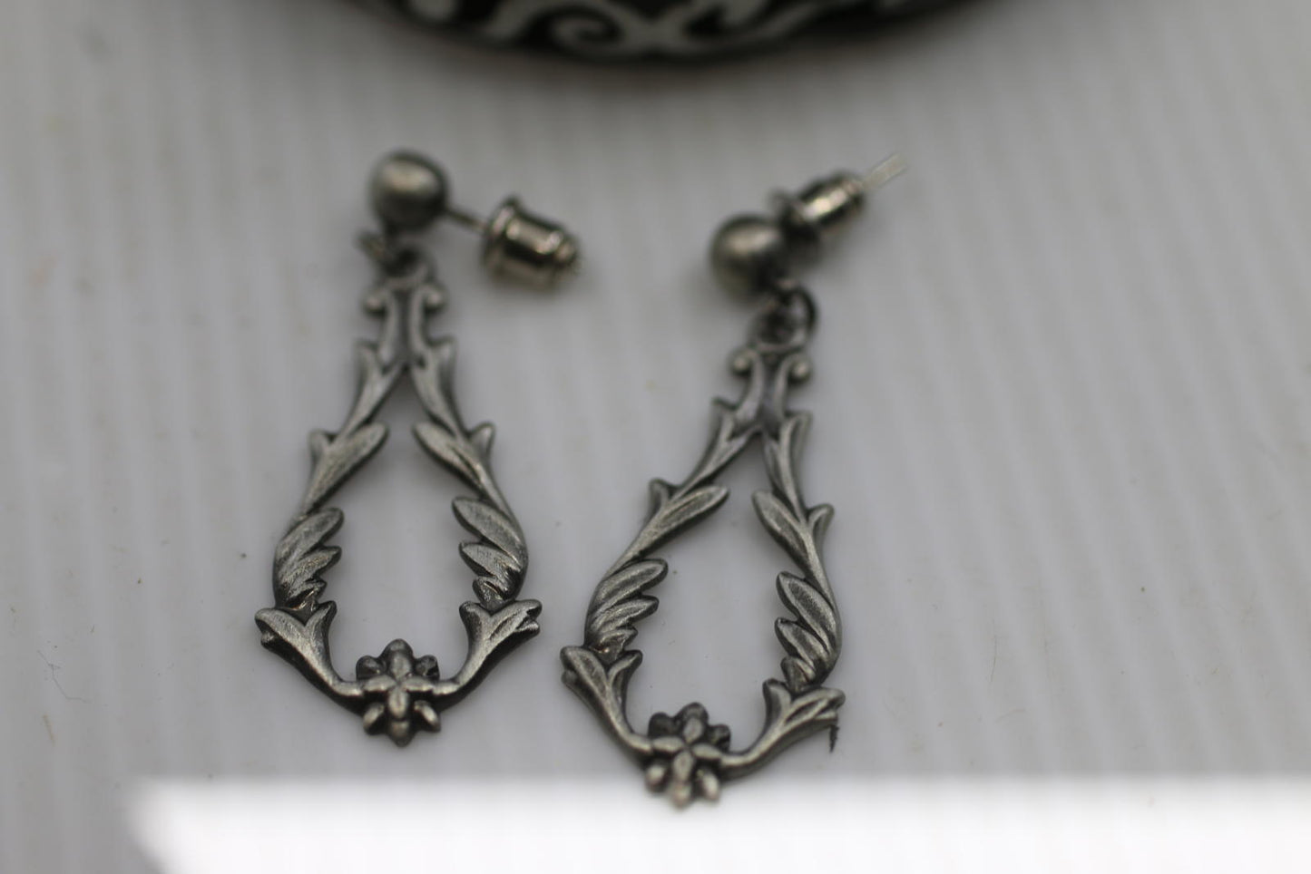 Vintage Silver Tone Filigree Cuff Bracelet & Dangle Earrings