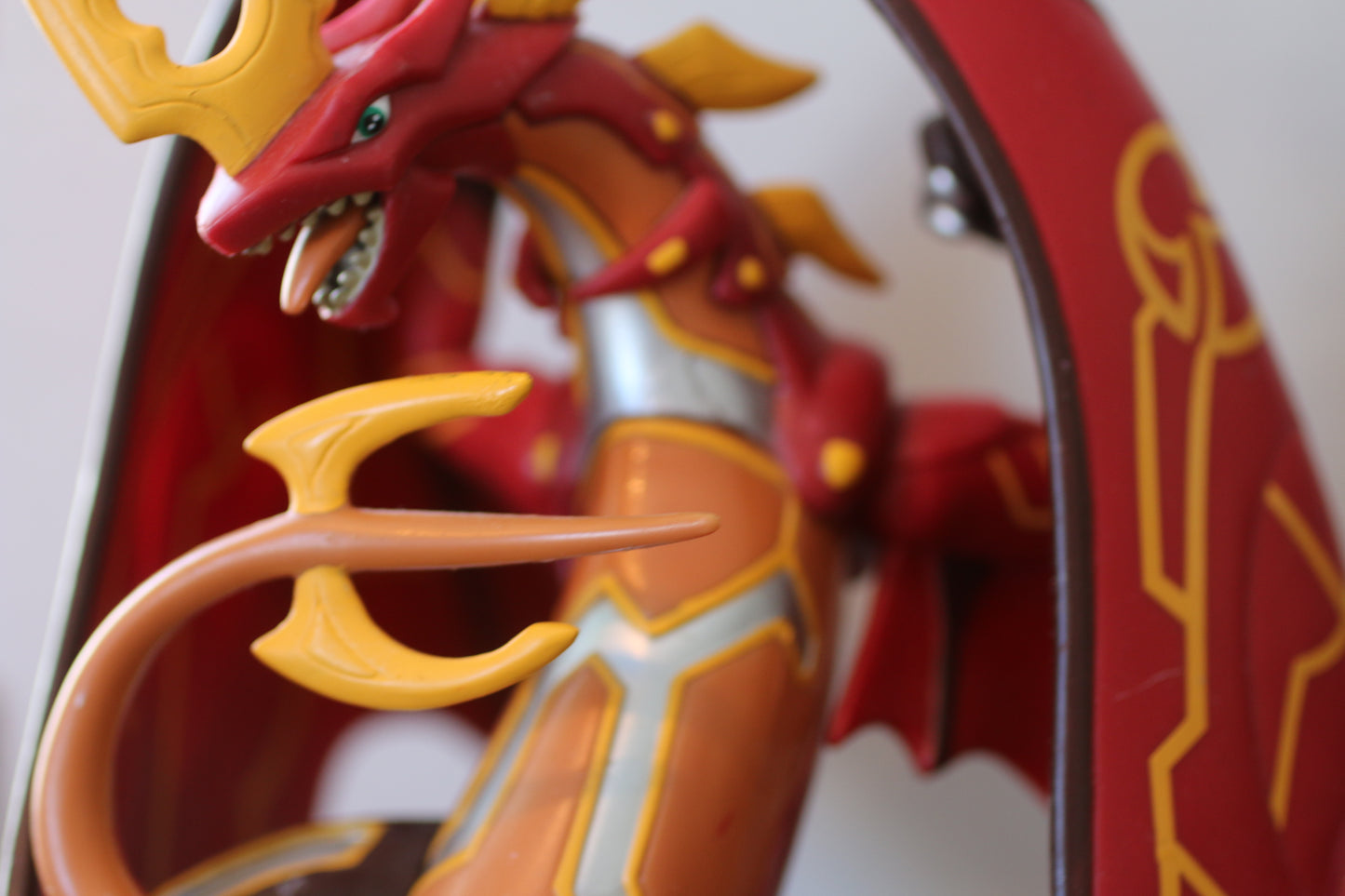 Bakugan Dragonoid 9" Action Figure Statue Fire Base Red 2009 Spin Master RARE