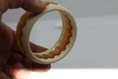 Vintage Cream Amber Zigzag Lucite Bangle 70s Mod Jewelery
