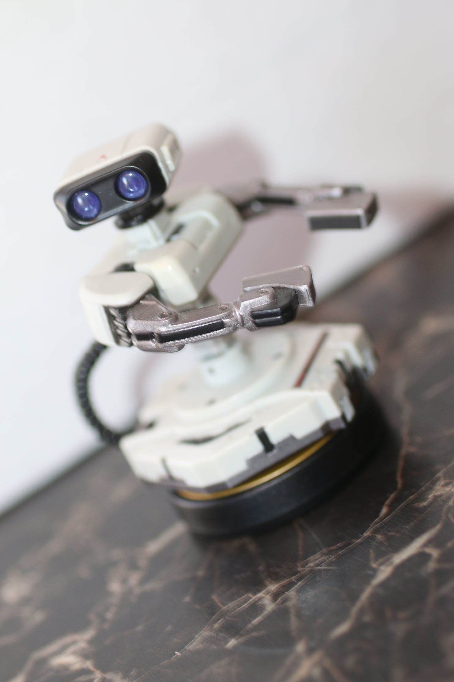 No. 46 R.O.B. ROB Amiibo Figure Super Smash Bros. Ultimate Nintendo Switch