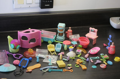 Mixed Mini Doll Accessories Lot Polly Pocket Style + Pet Shop Items Furniture