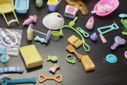 Mixed Mini Doll Accessories Lot Polly Pocket Style + Pet Shop Items Furniture