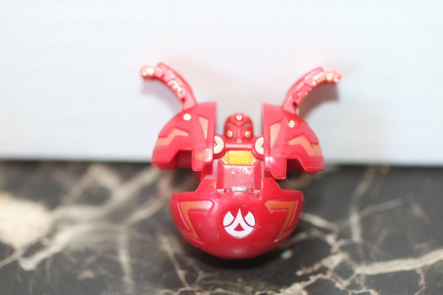 Bakugan Pyrus Robotallion Loose Very Rare. B1 360G. toy figure