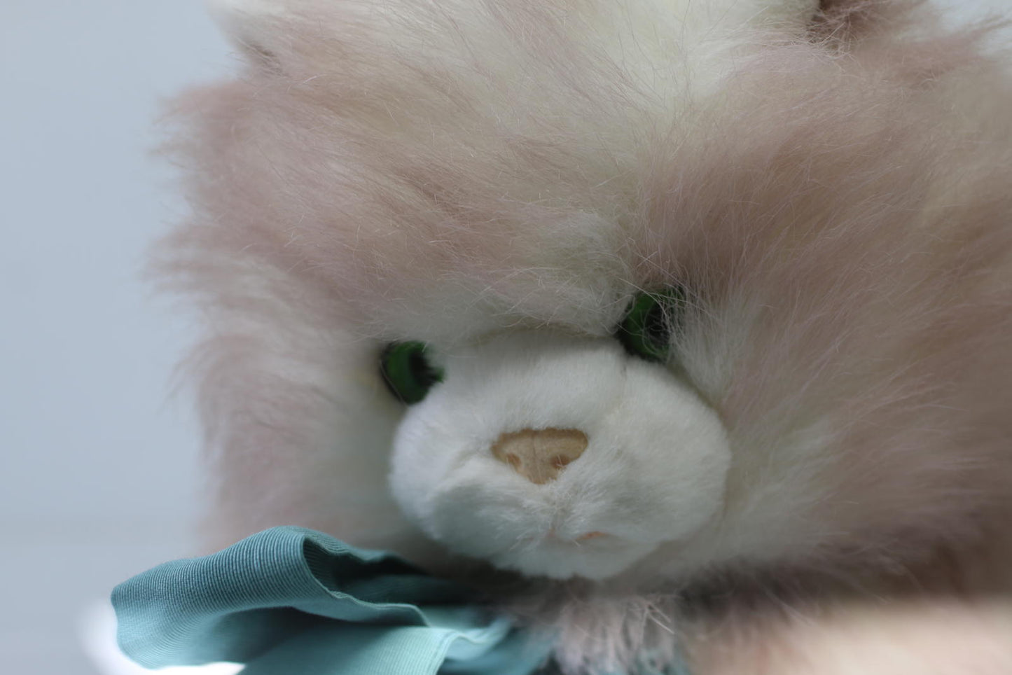 Vintage RUSS Berrie Plush Cat 6909 Pink White Long Fur Green Eyes