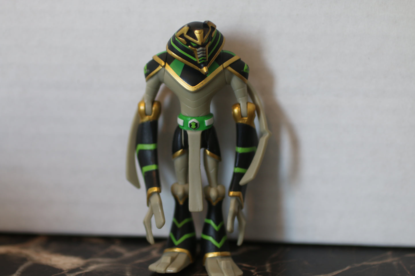 BEN 10 OMNIVERSE SNARE-OH 4" ACTION FIGURE #32616 BANDAI CARTOON NETWORK 2013