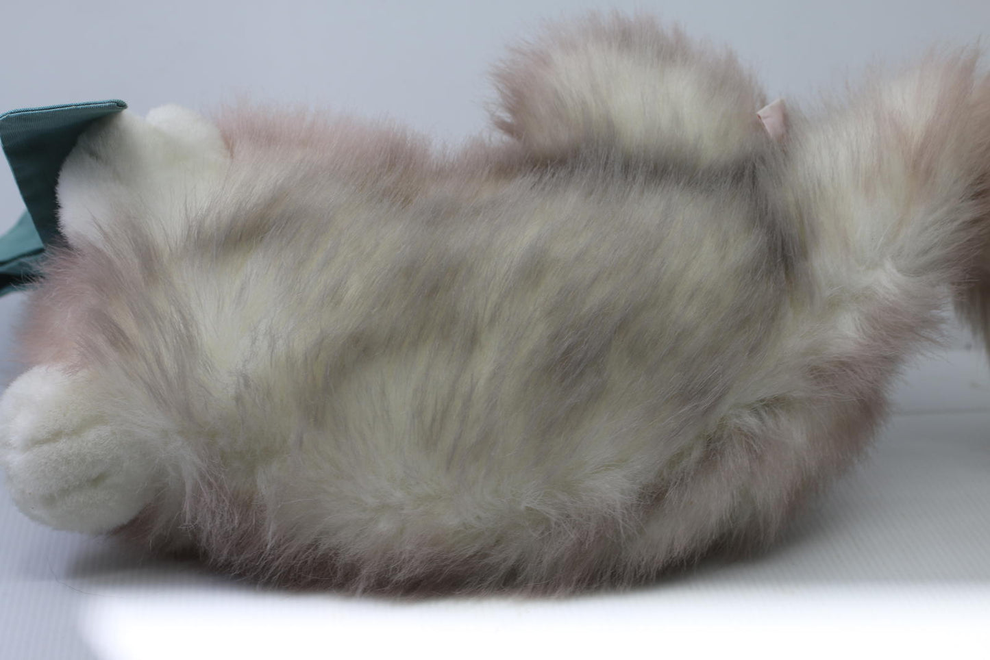 Vintage RUSS Berrie Plush Cat 6909 Pink White Long Fur Green Eyes