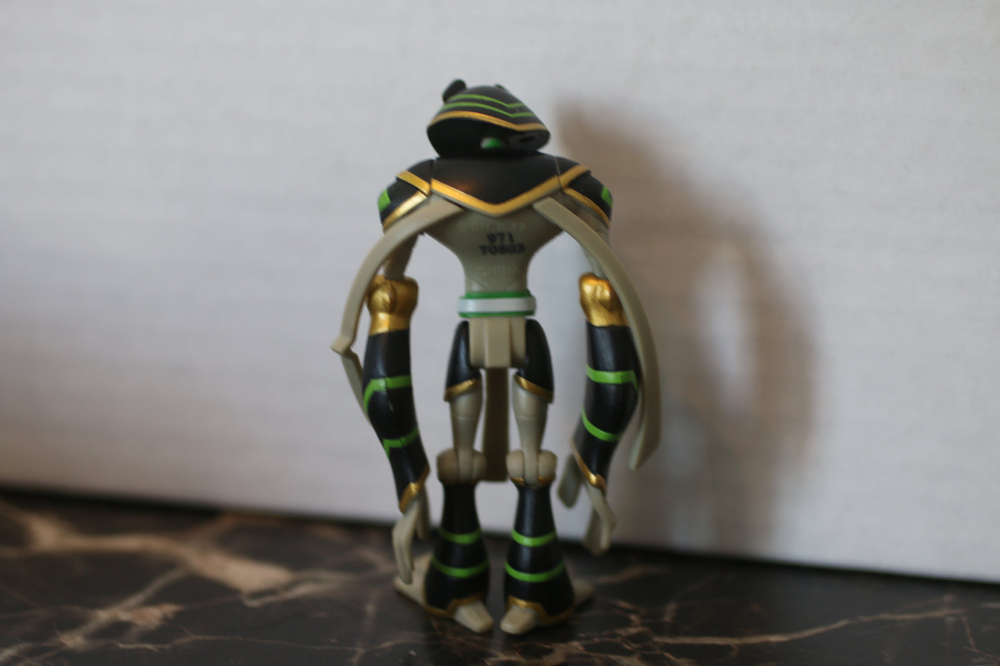 BEN 10 OMNIVERSE SNARE-OH 4" ACTION FIGURE #32616 BANDAI CARTOON NETWORK 2013