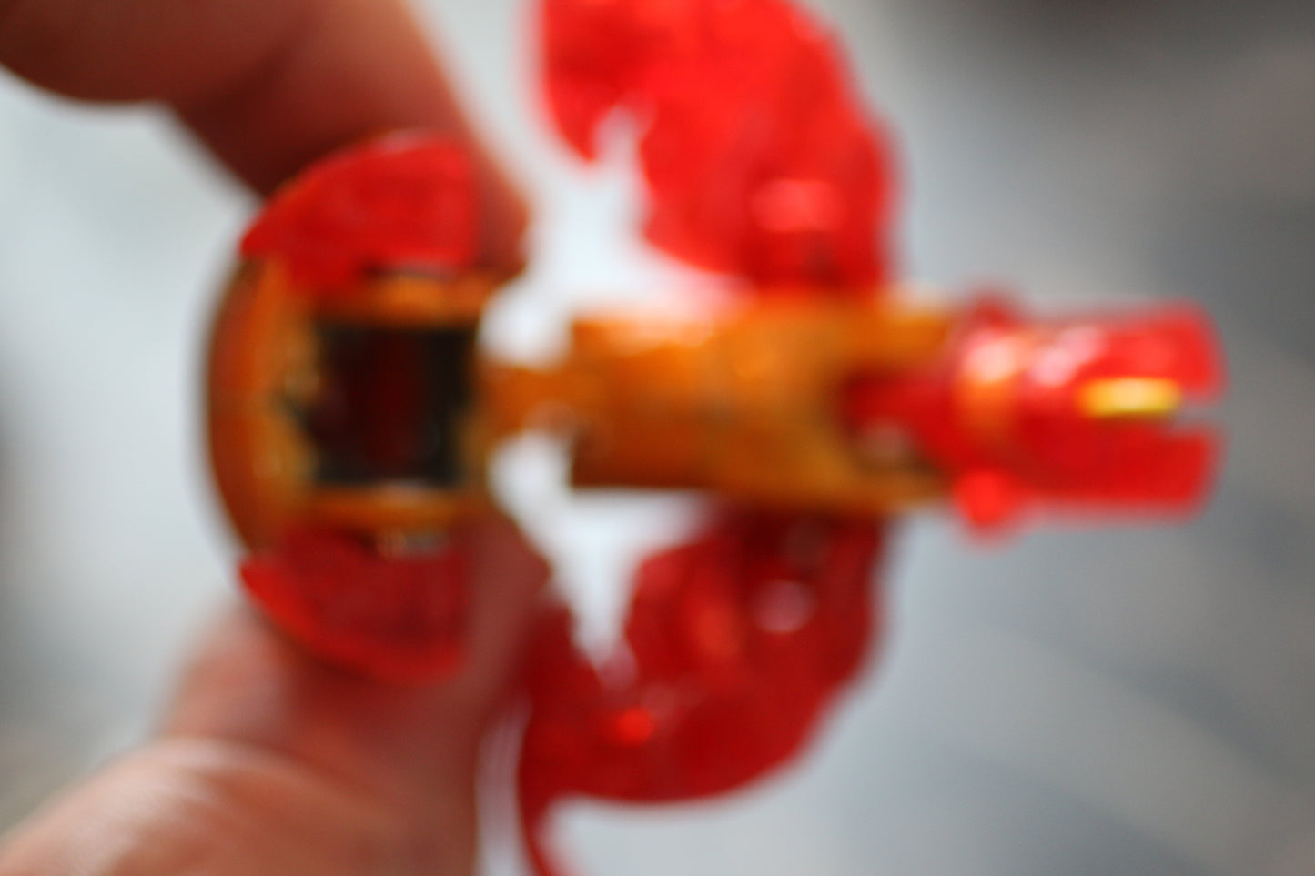 Bakugan Evolutions 2022 Platinum Series Die-cast Pyrus Neo Dragonoid