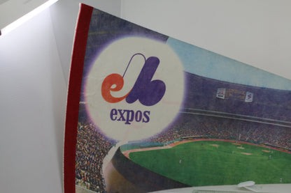Vintage Montreal Expos Felt Souvenir Pennant – Montreal, Quebec, Canada – MLB