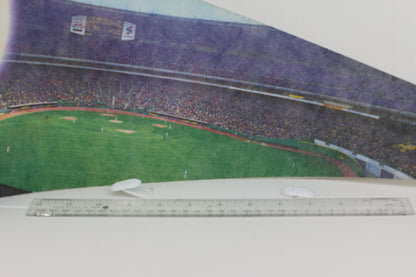 Vintage Montreal Expos Felt Souvenir Pennant – Montreal, Quebec, Canada – MLB