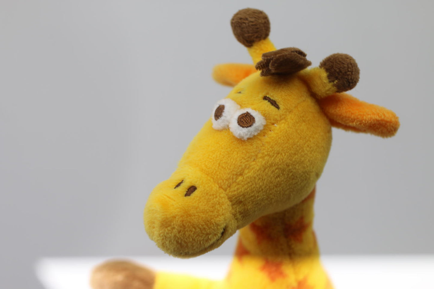 Toys R Us Geoffrey Giraffe Stuffed Animal 7” Plush Animal Valley pattern
