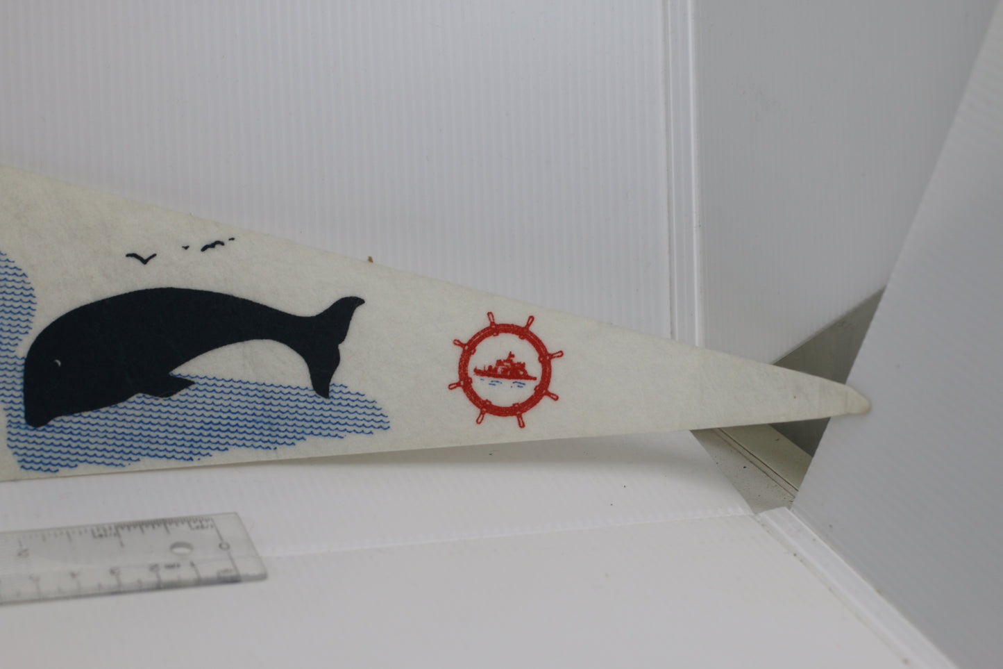 VINTAGE ILSE-AUX-COUDRES SOUVENIR FELT PENNANT FLAG