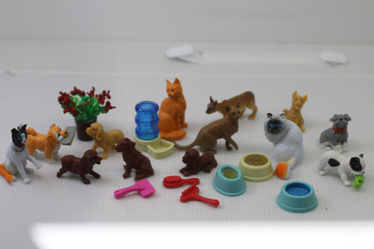 Miniature Dog Cat Figurine Lot Pet Playset Accessories Food Bowls set toys