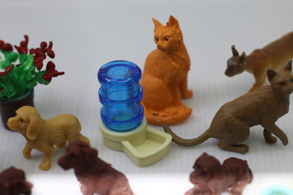 Miniature Dog Cat Figurine Lot Pet Playset Accessories Food Bowls set toys