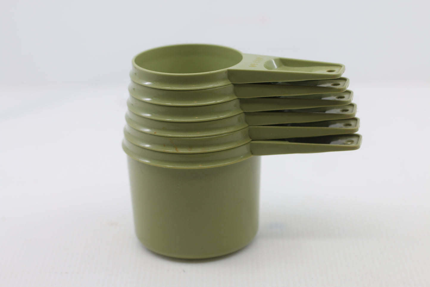 Vintage Tupperware Set Of 6 Pea Green Stacking Measuring Cups Complete