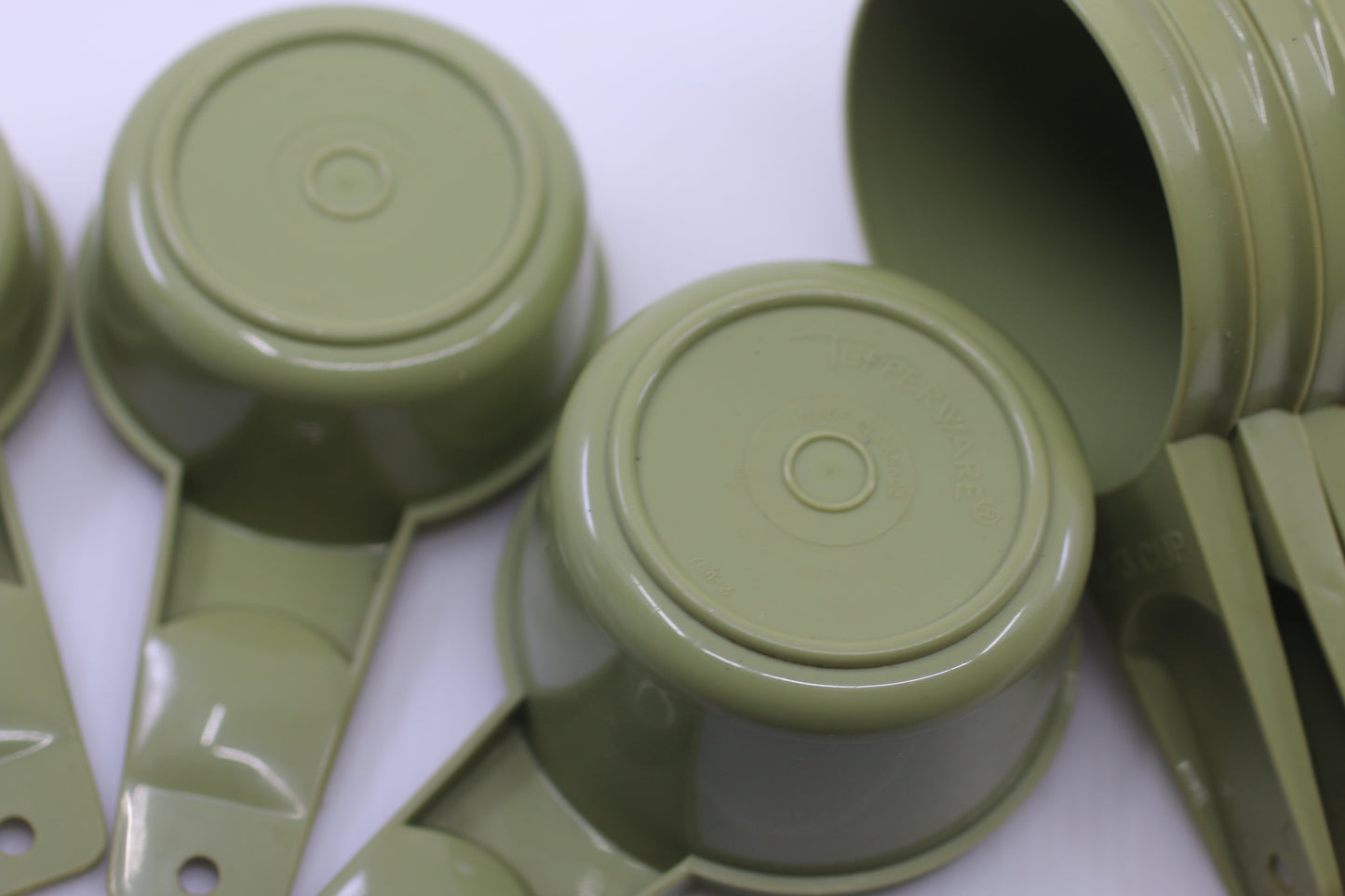 Vintage Tupperware Set Of 6 Pea Green Stacking Measuring Cups Complete