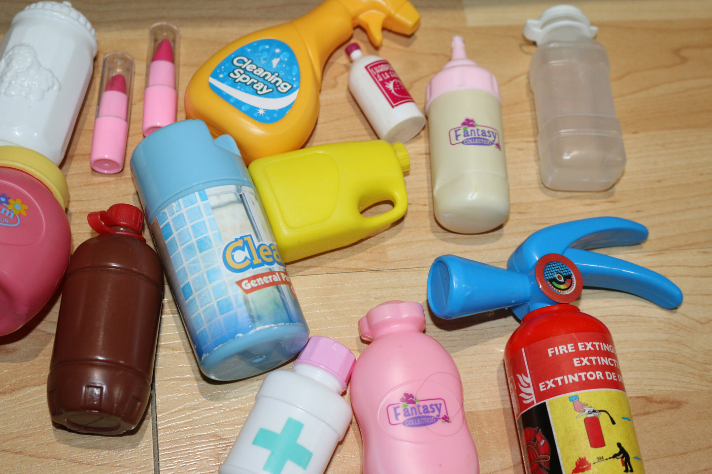 Play Toys cleaning, pharmacy bathroom girls Mixed Lot Played With Condition