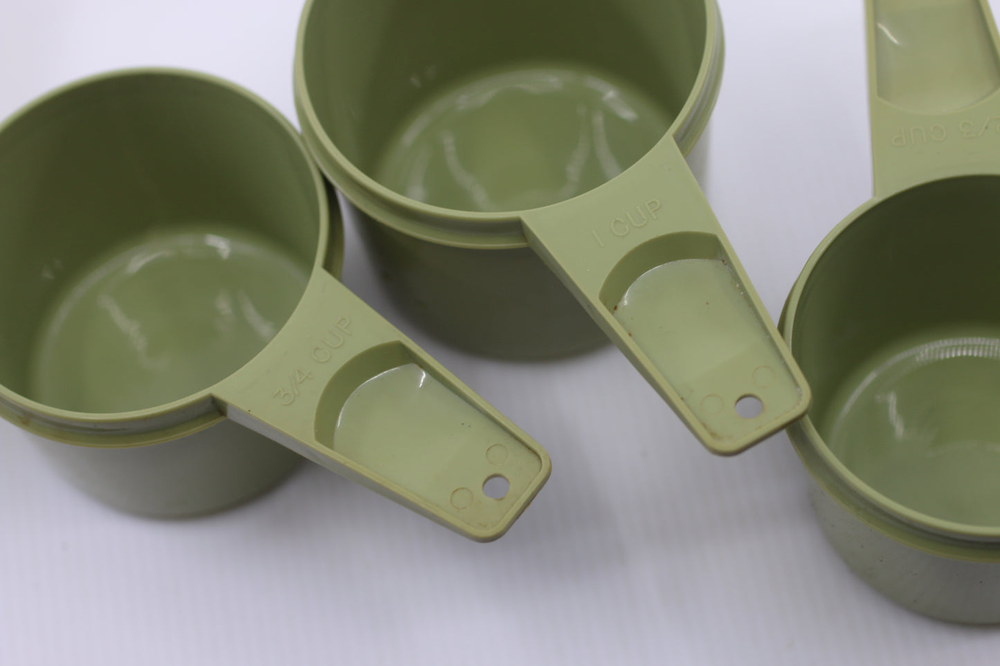 Vintage Tupperware Set Of 6 Pea Green Stacking Measuring Cups Complete