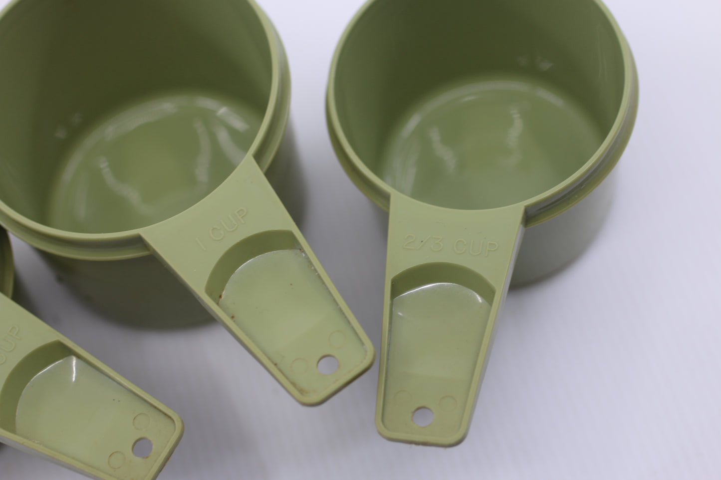 Vintage Tupperware Set Of 6 Pea Green Stacking Measuring Cups Complete