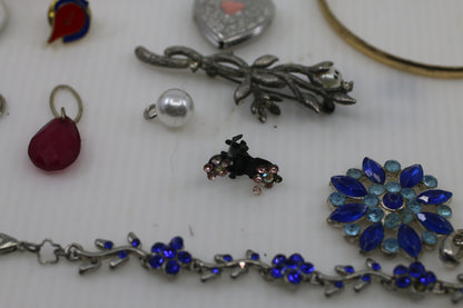 Large Vintage Costume Jewelry Lot – Bangles, Bracelets, Pendants, Charms & Necklace – Mixed Metals