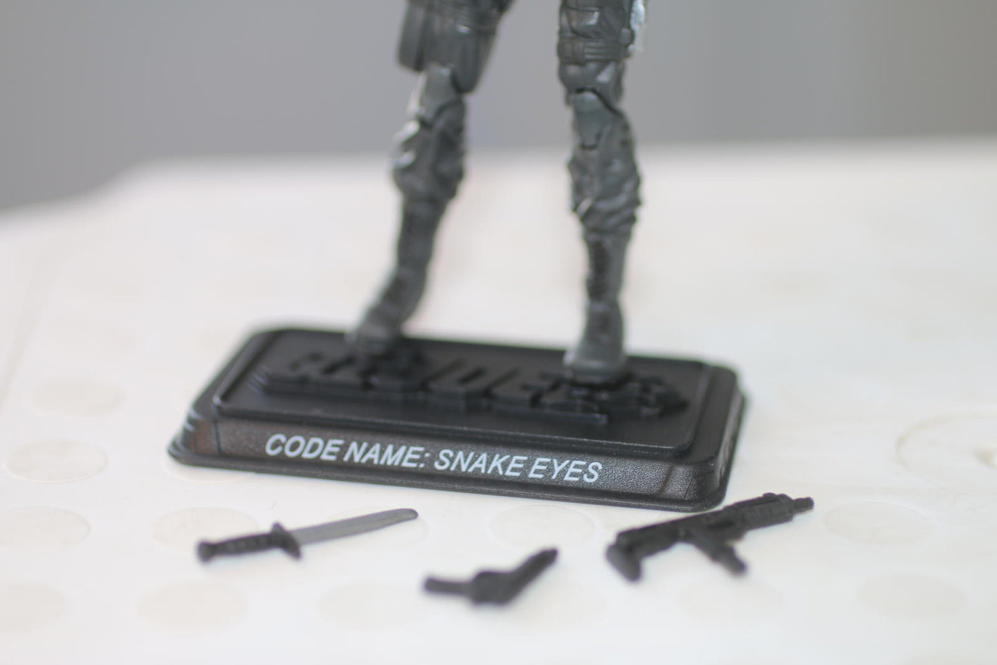 Snake Eyes v28 (Grey) Complete GI Joe 25th Anniversary 2008 Hasbro Action Figure