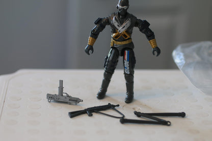 VINTAGE GI JOE 2002 SNAKE EYES v12 COMMANDO BJ'S EXCLUSIVE *COMPLETE V12 figure