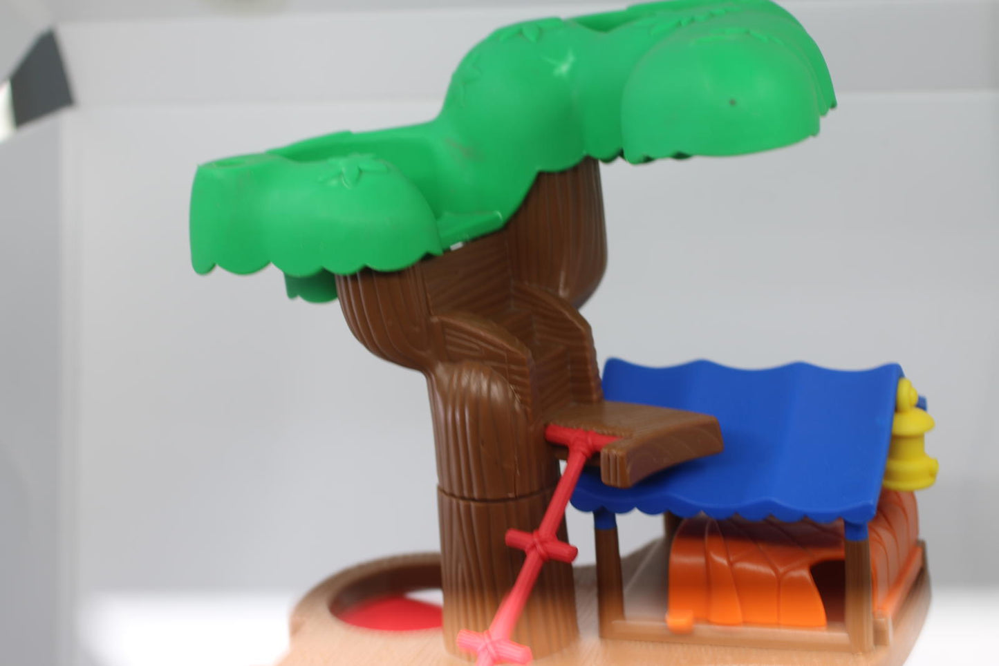 Caillou Treehouse Playset Slide Figures Cat Accessories Lot Irwin rare toys